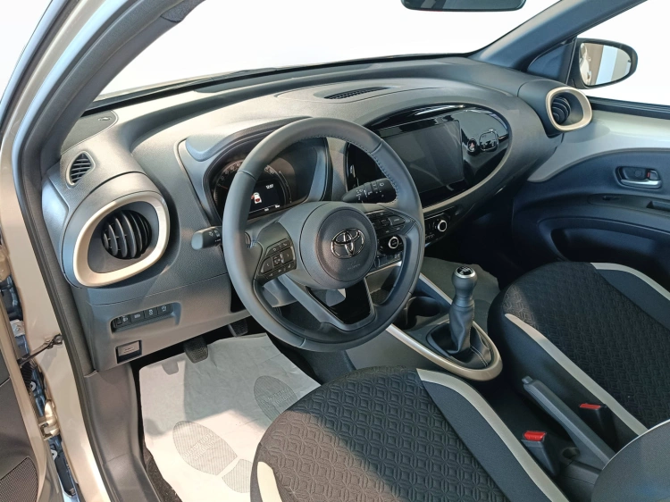 7 - Toyota Aygo X AYGO X 10B MT TREND MY24