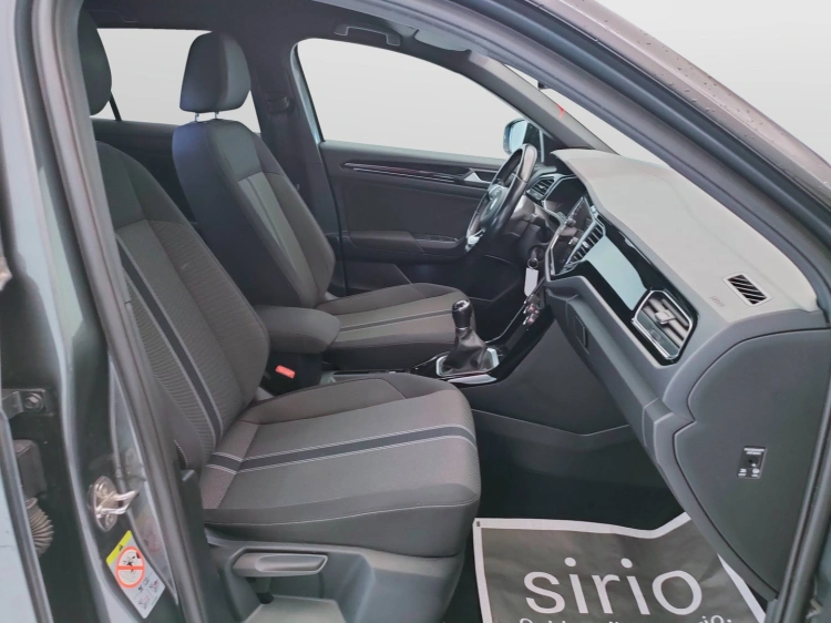 11 - Volkswagen T T-Roc 2.0 tdi Style 115cv