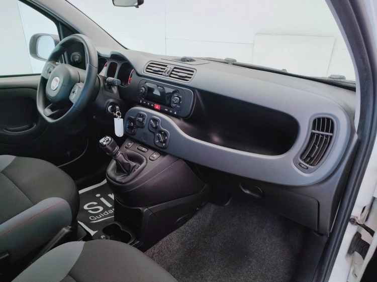 10 - Fiat Panda Panda 0.9 t.air t. natural power Easy 80cv my19