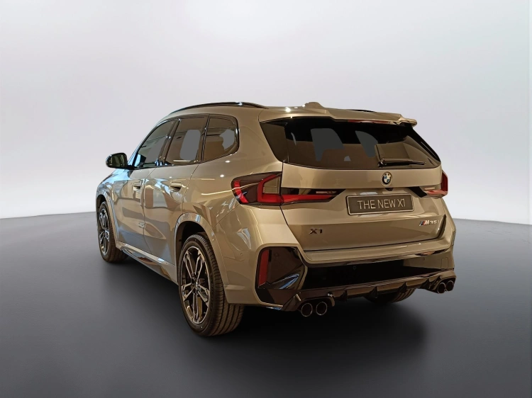 2 - BMW X1 M BMW X1 M35i xDrive
