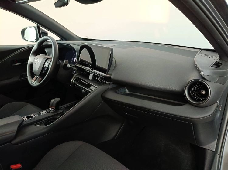 10 - Toyota C-HR C-HR 2.0 hv Trend fwd e-cvt