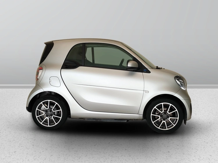7 - smart fortwo Fortwo eq mattrunner 22kW