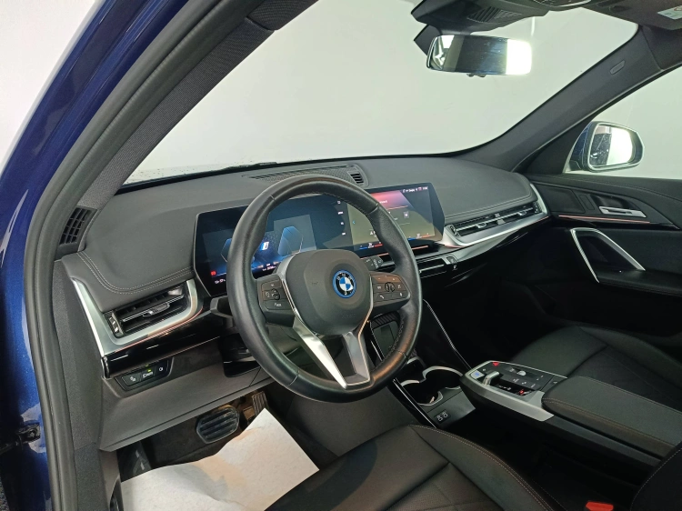 7 - BMW iX1 iX1 edrive 20 X-Line