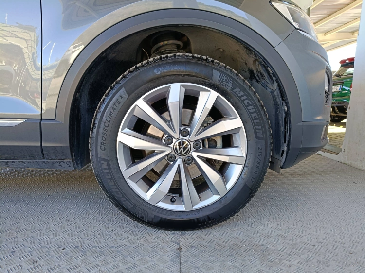 16 - Volkswagen T T-Roc 1.5 tsi Style dsg