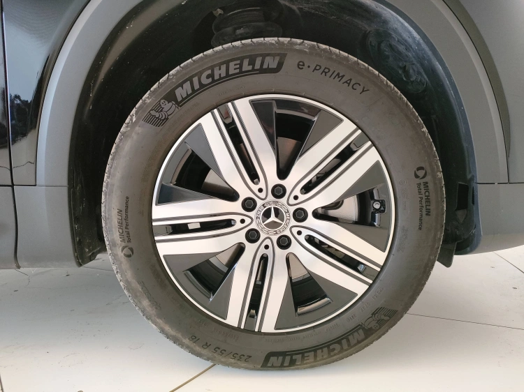 7 - Mercedes-Benz EQB 250+ Electric Art Advanced Plus 7p.ti
