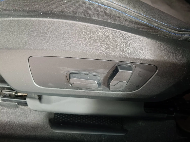 18 - BMW X1 X1 sdrive18d MSport Edition Signature auto