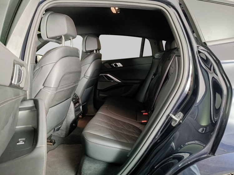 9 - BMW X6 X6 xdrive30d MSport Pro auto