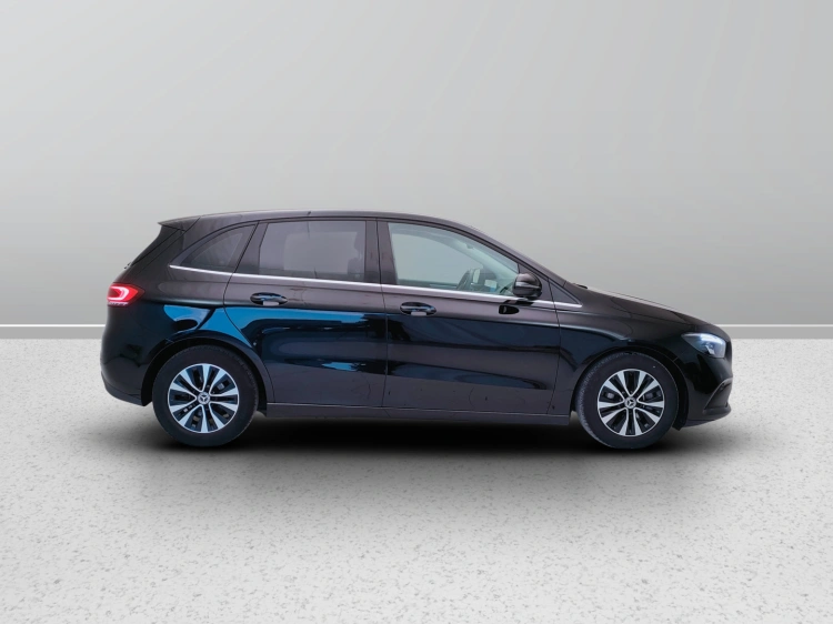 7 - Mercedes-Benz Classe B 200 d Sport auto