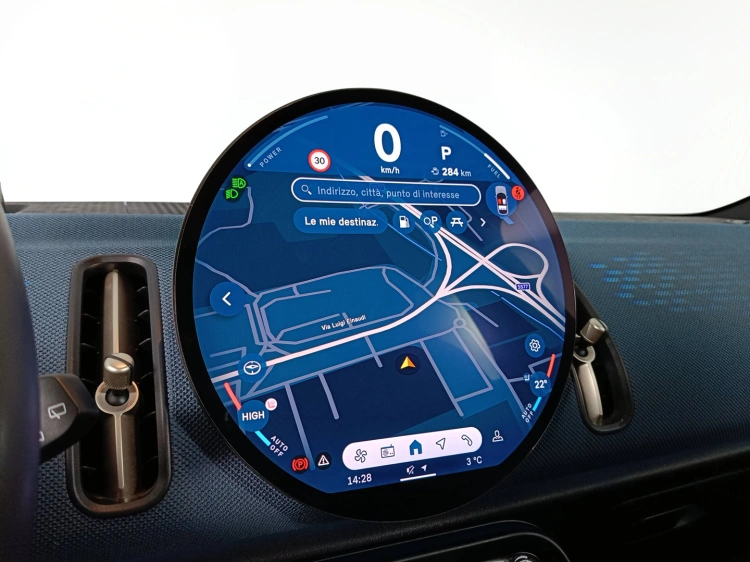 13 - MINI Countryman Mini Countryman 2.0 48V D Favoured auto