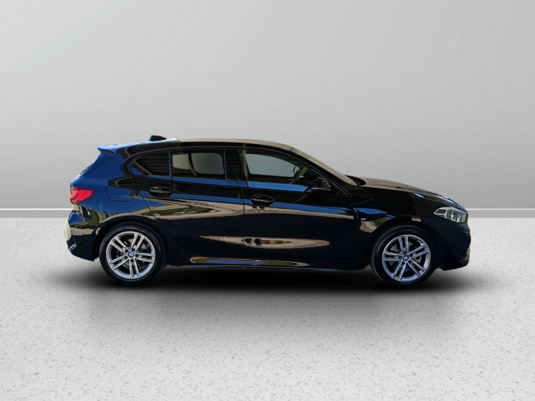 6 - BMW Serie 1 118d Msport auto