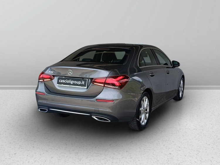 5 - Mercedes-Benz Classe A 180 d Sport auto