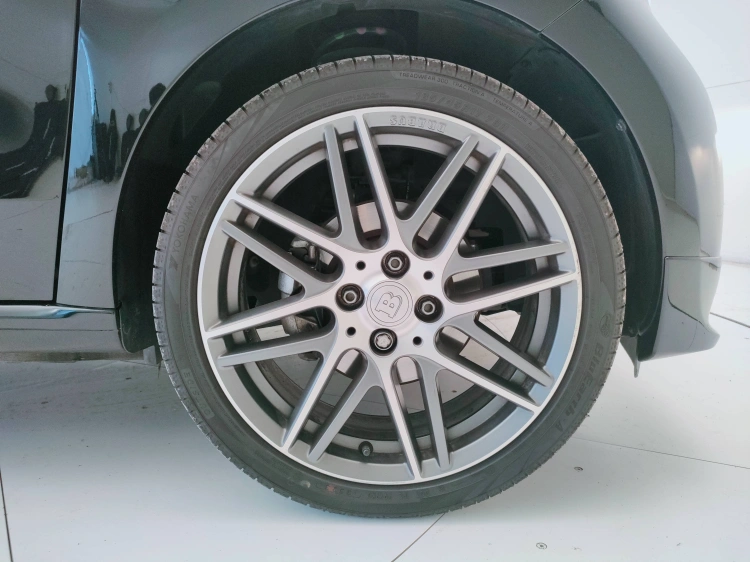 8 - smart forfour Forfour 0.9 t Brabus Xclusive 109cv twinamic