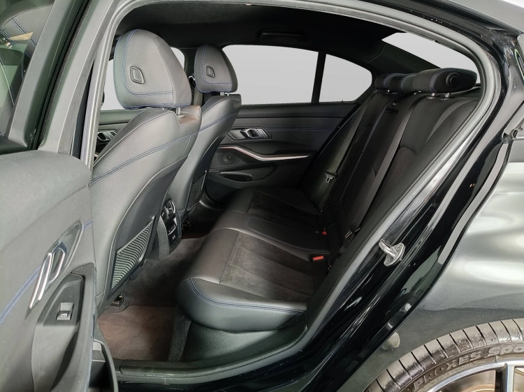 8 - BMW Serie 3 318d mhev 48V Msport auto