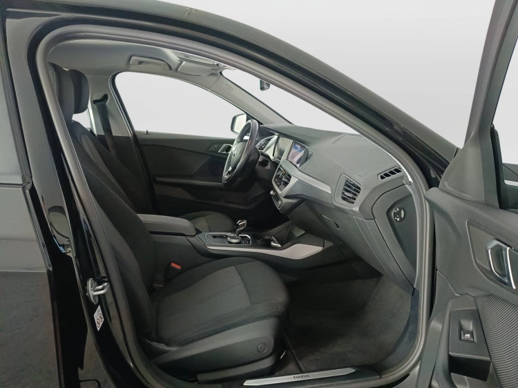 11 - BMW Serie 1 116d Business Advantage auto