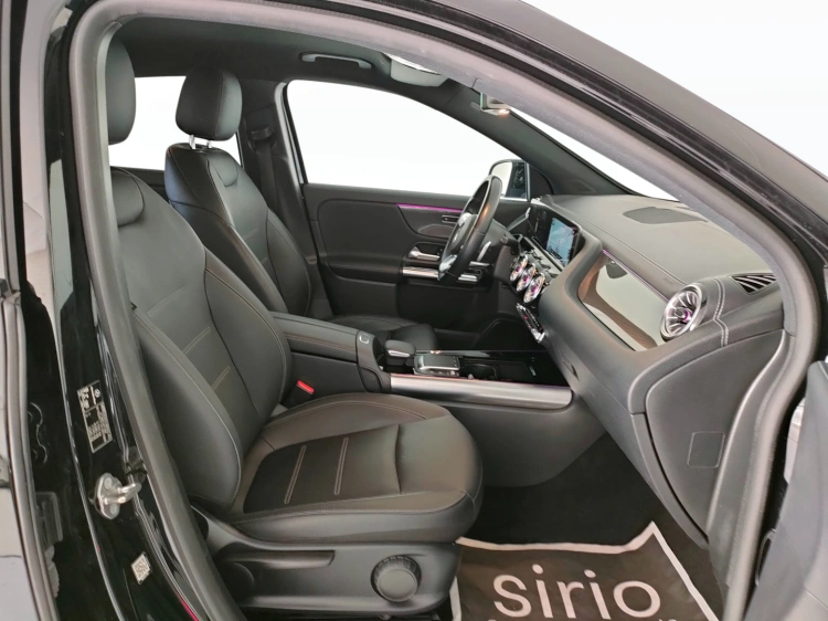 9 - Mercedes-Benz GLA 200 d Premium 4matic auto