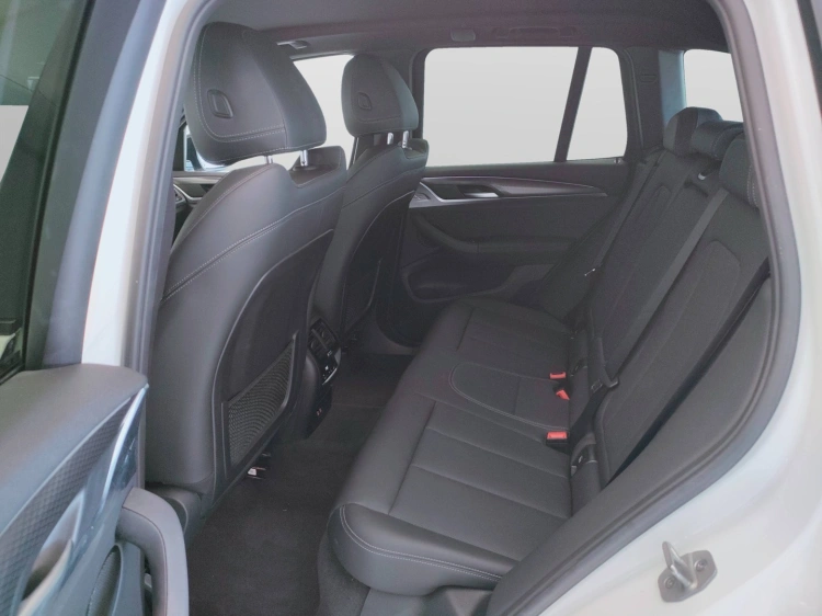 13 - BMW X3 X3 xdrive20d mhev 48V Msport auto