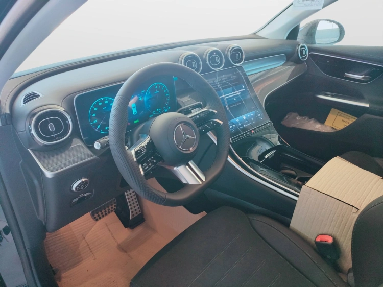 10 - Mercedes-Benz GLC 300 de 4Matic Plug-in Hybrid Coupe