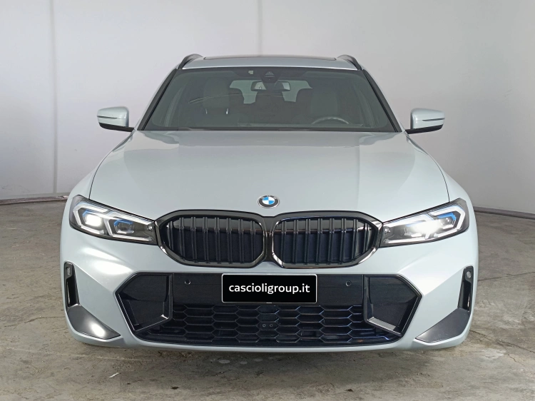 2 - BMW Serie 3 320d Touring mhev 48V xdrive Msport auto