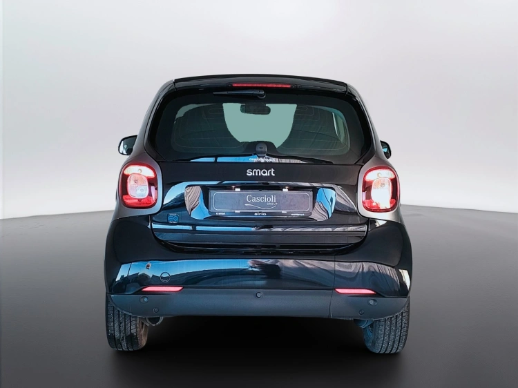 4 - smart fortwo Fortwo eq Passion 22kW