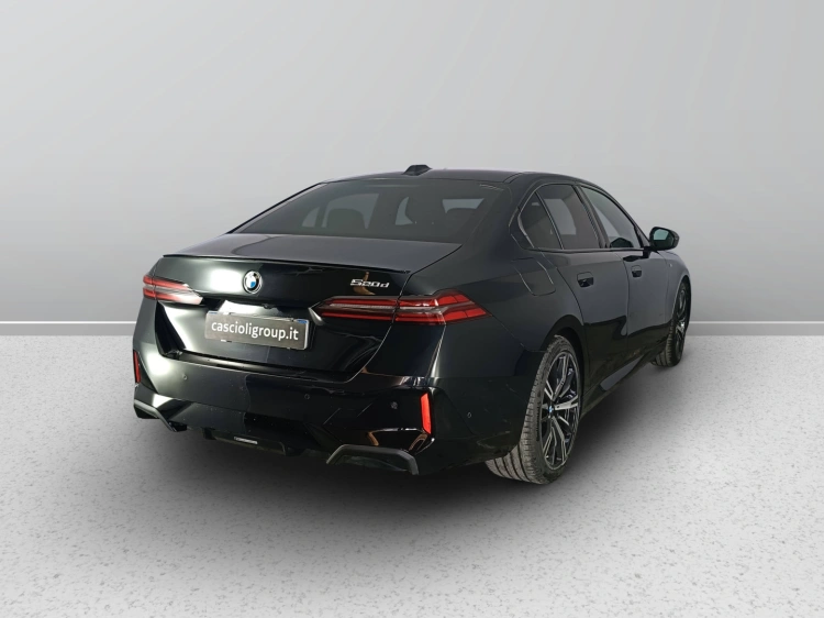 4 - BMW Serie 5 520d 48V sdrive MSport auto