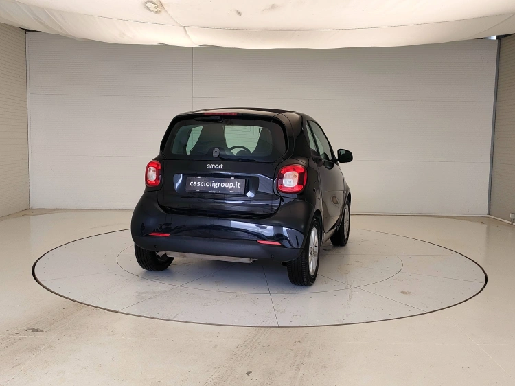 6 - smart fortwo Fortwo 1.0 Youngster 71cv twinamic