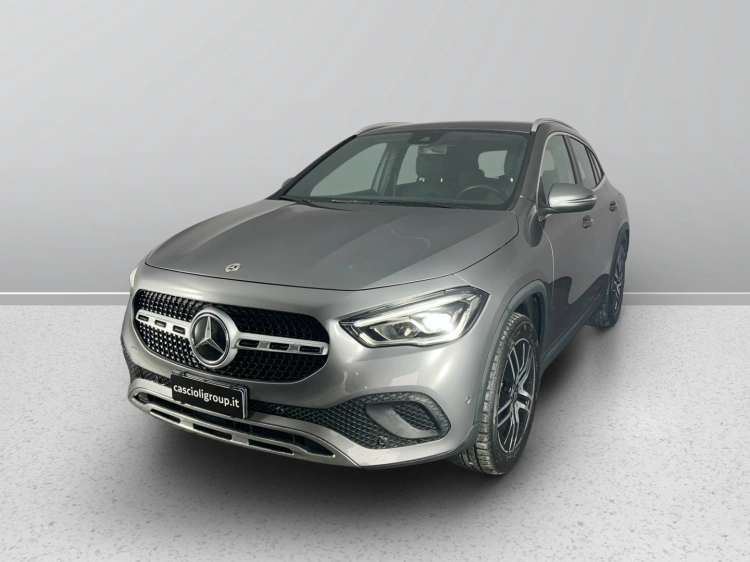 1 - Mercedes-Benz GLA 200 d Sport Plus auto