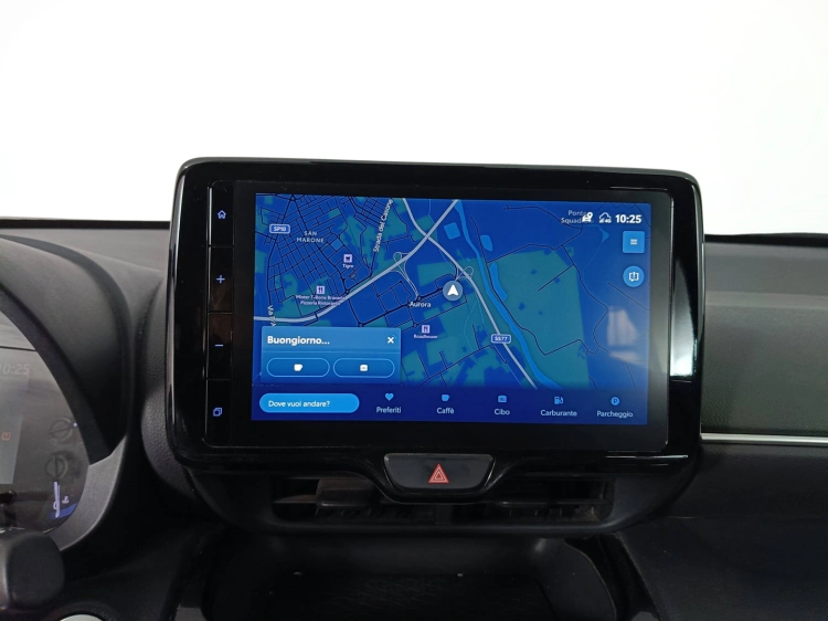 13 - Toyota Yaris Cross ANNO 2024 YARIS CROSS LOUNGE