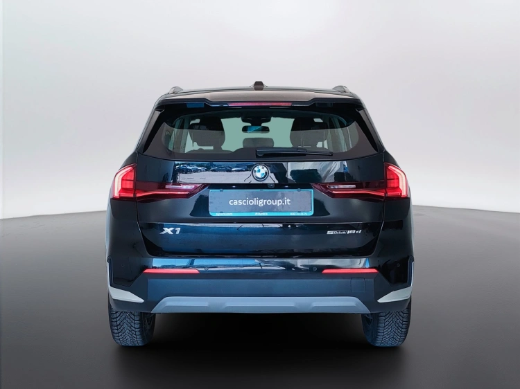 6 - BMW X1 X1 sdrive18d X-Line auto