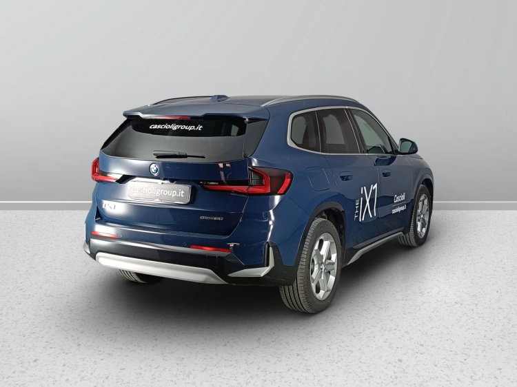 4 - BMW iX1 BMW iX1 eDrive20