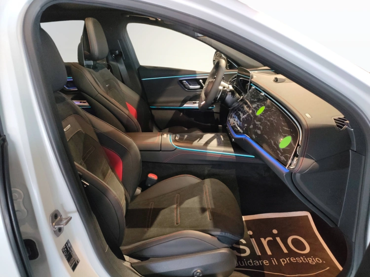 30 - Mercedes-Benz Classe E 53 Hybrid 4MATIC+
