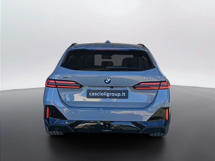 5 - BMW Serie 5 520d Touring 48V xdrive MSport Pro auto