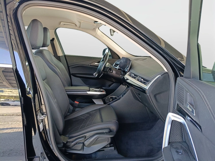 11 - BMW X1 X1 sdrive20i mhev 48V X-Line auto