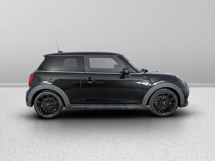 6 - MINI Cooper Mini 3p 1.5 Cooper Classic auto