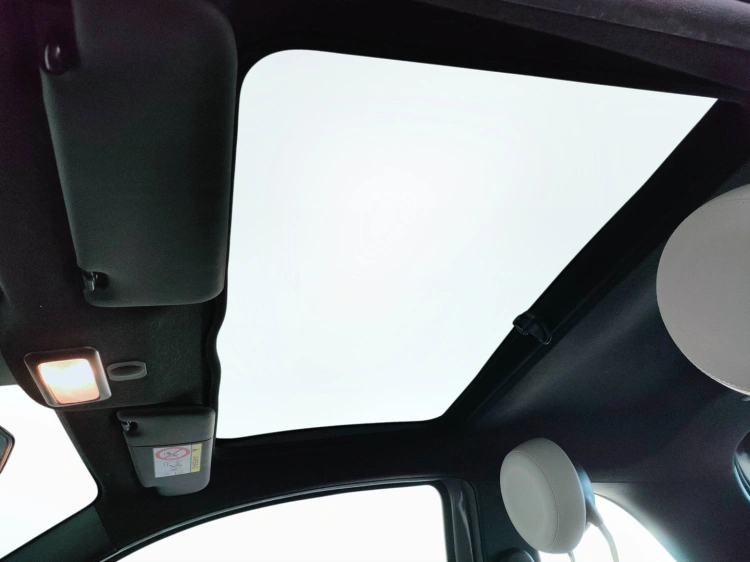 12 - Fiat 500 500 1.0 hybrid Dolcevita 70cv