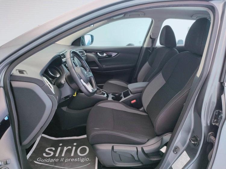 15 - Nissan Qashqai Qashqai 1.5 dci Business 115cv dct