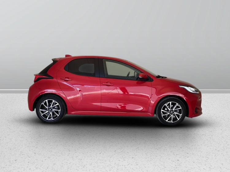 7 - Toyota Yaris Yaris 1.5h Trend
