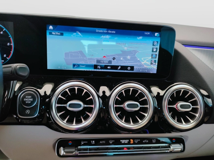 13 - Mercedes-Benz GLA 220 d Sport Plus 4matic auto