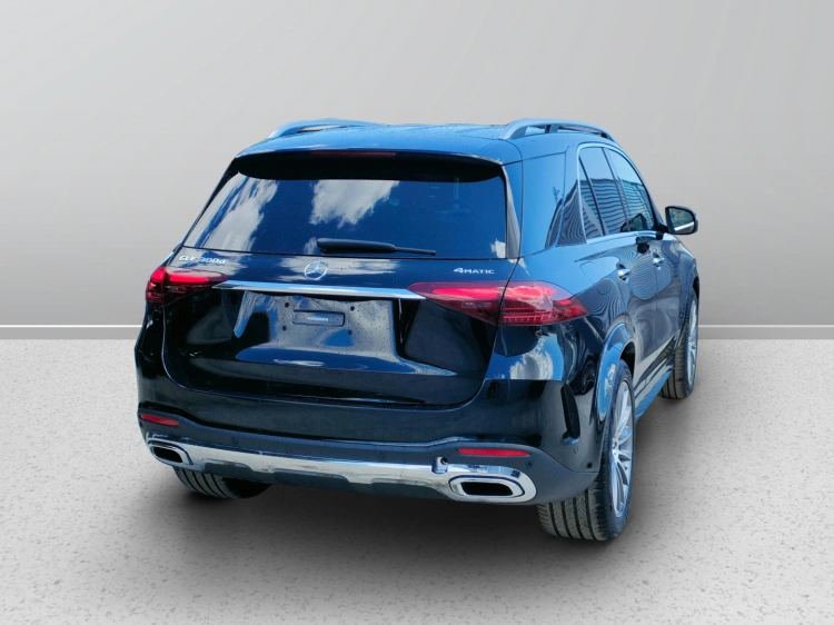 6 - Mercedes-Benz GLE 300 d 4MATIC