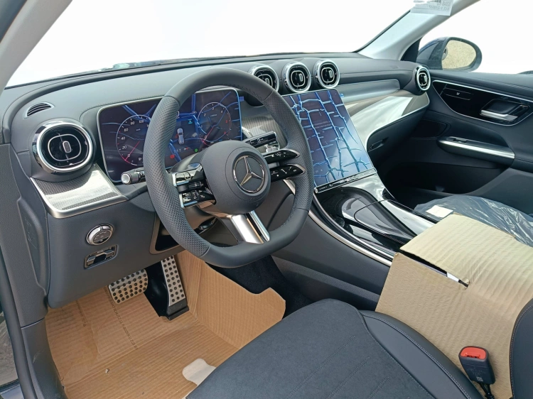 7 - Mercedes-Benz GLC 220 d 4MATIC
