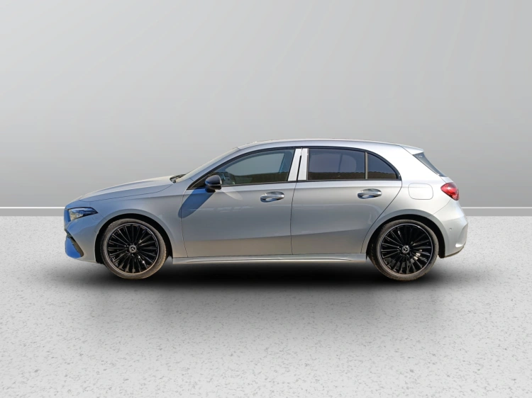 3 - Mercedes-Benz Classe A 200 d Automatic