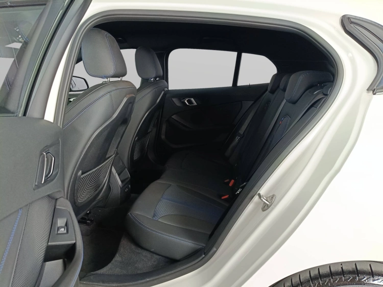 9 - BMW Serie 1 116d Msport auto