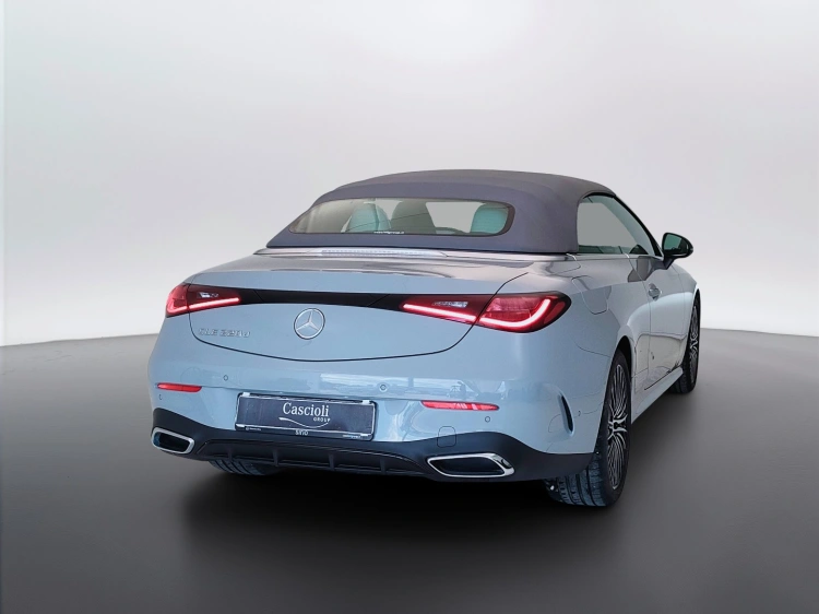 5 - Mercedes-Benz CLE Cabrio 220 d AMG Line Advanced auto