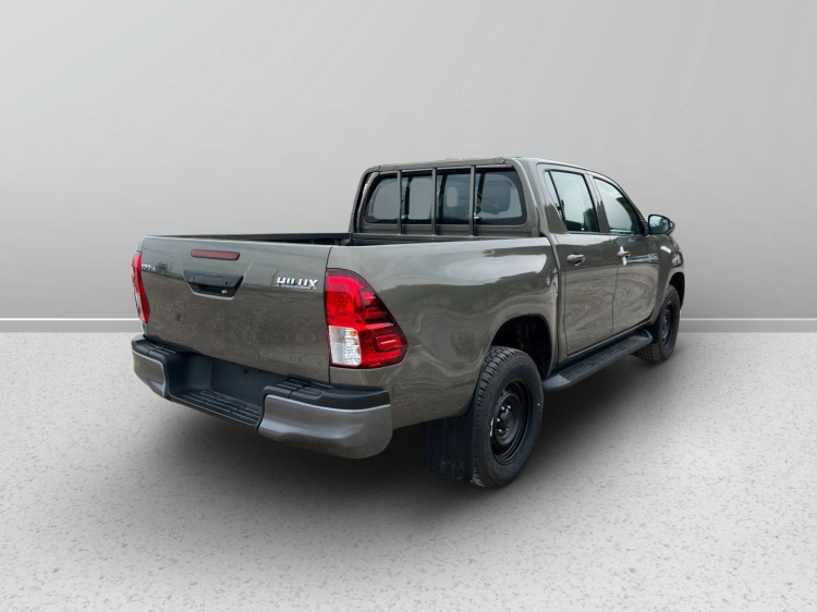 5 - Toyota Professional Hilux HILUX 2.4D A DC 4WD CMF MY24