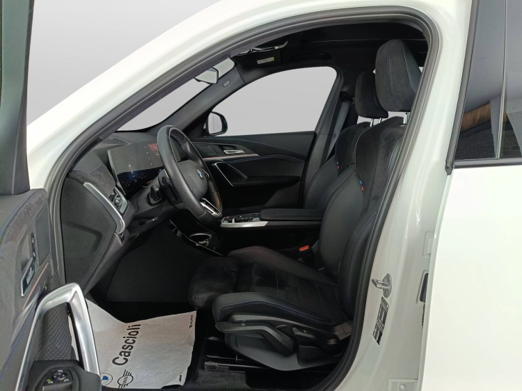 8 - BMW X1 X1 sdrive18d MSport auto
