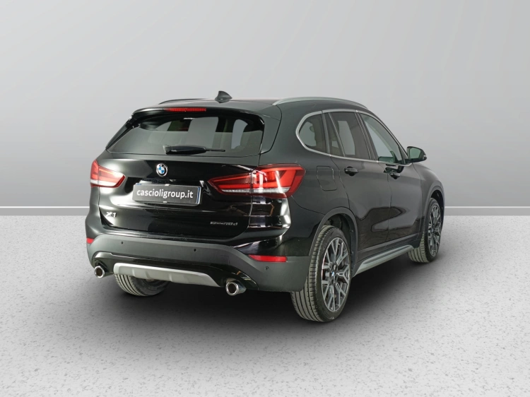 4 - BMW X1 x1 xline 18d