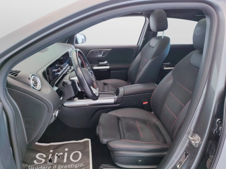 19 - Mercedes-Benz GLA 200 d AMG Line Premium Plus 4matic auto