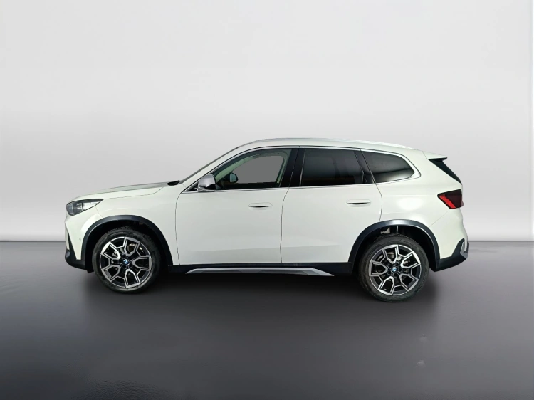 3 - BMW X1 X1 sdrive18d X-Line auto