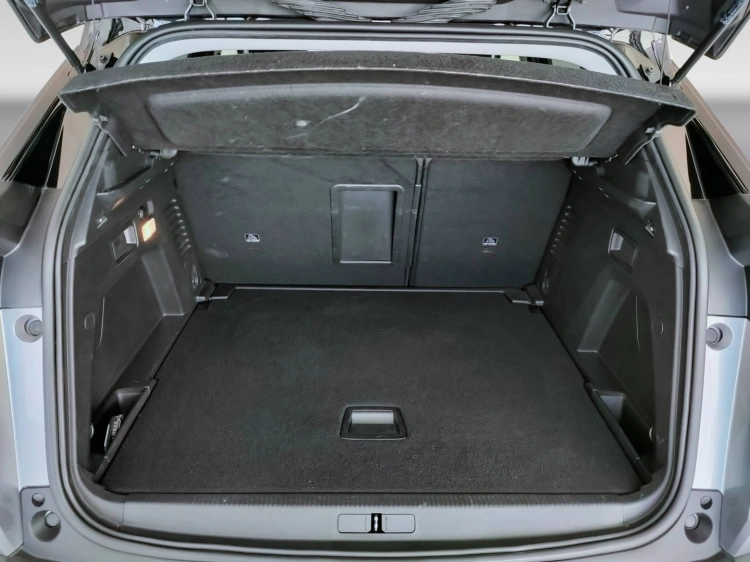 9 - Peugeot 3008 3008 1.5 bluehdi Allure s&s 130cv eat8
