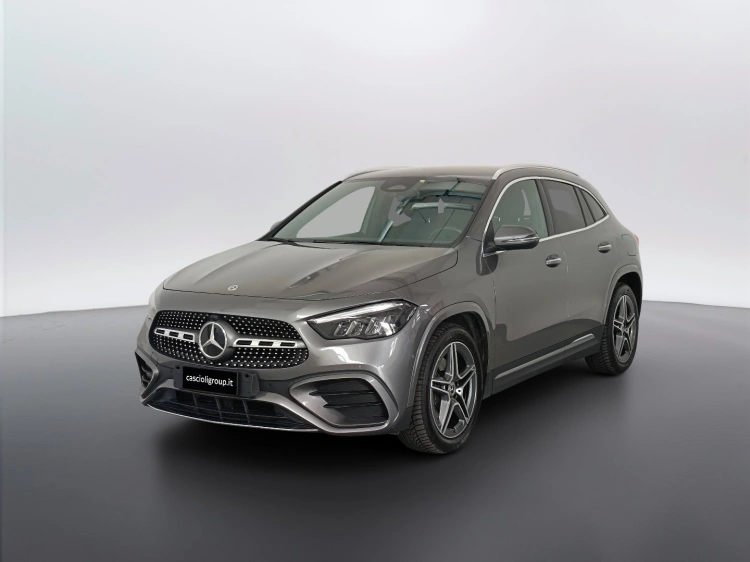 1 - Mercedes-Benz GLA 200 d AMG Line Premium 4matic auto