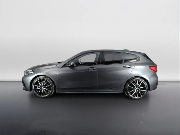 6 - BMW Serie 1 118d Msport auto